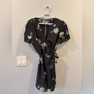 Dynamite Black Floral Wrap Top